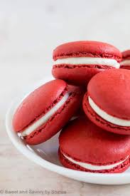 red velvet macarons, from sweetandsavorybyshinee.com