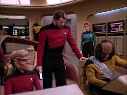 Captain Riker on his new bridge with Worf, Crusher, La Forge, and an unnamed Ferengi